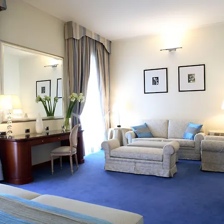 Starhotels Terminus Hotel 4*