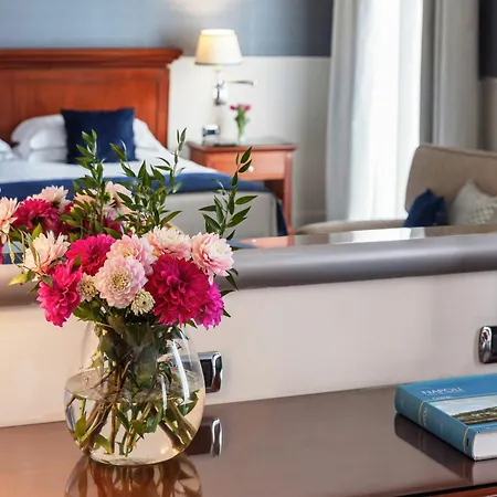 Starhotels Terminus Hotel 4*