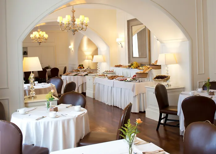 特米努斯星际酒店