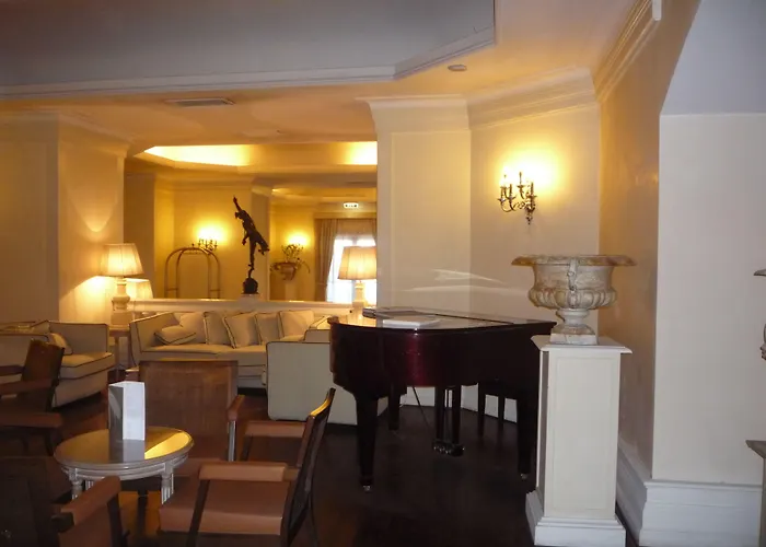 特米努斯星际酒店