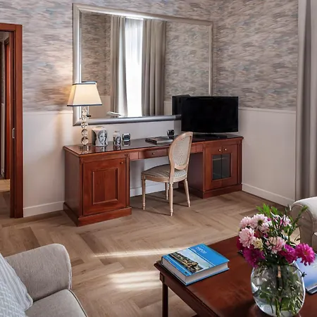 Starhotels Terminus Szálloda 4*