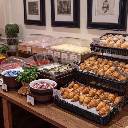 מלון Starhotels Terminus 4*