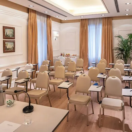 Starhotels Terminus מלון נאפולי