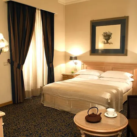 Szálloda Starhotels Terminus 4*
