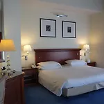 Starhotels Terminus 4*
