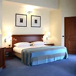 Starhotels Terminus Hotel 4*