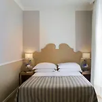 Hotel Starhotels Terminus 4*
