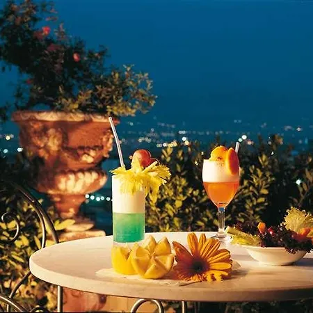 Hotel Starhotels Terminus 4*