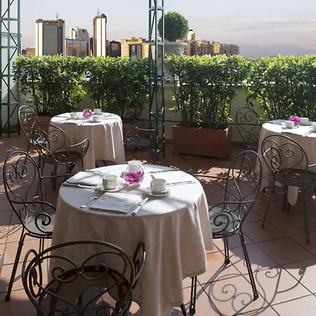 Starhotels Terminus Hotel Naples