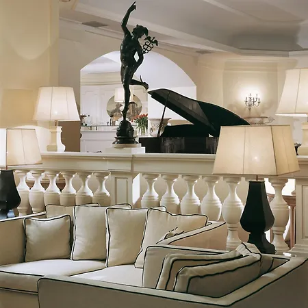 Starhotels Terminus Hotell 4*