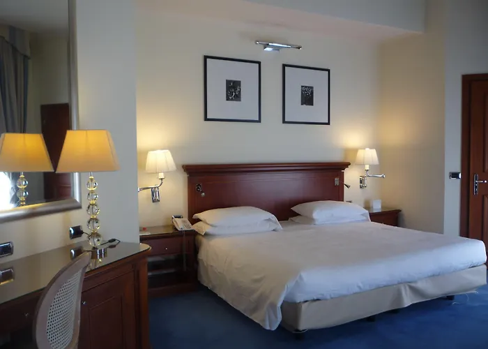 Starhotels Terminus 4*