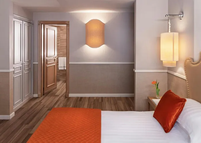 Отель Starhotels Terminus 4*