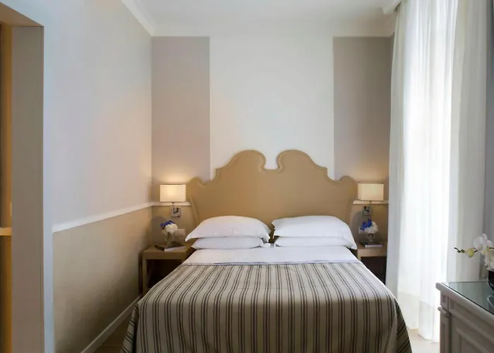 Отель Starhotels Terminus 4*