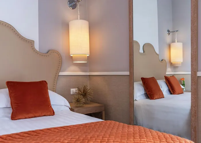 Отель Starhotels Terminus 4*